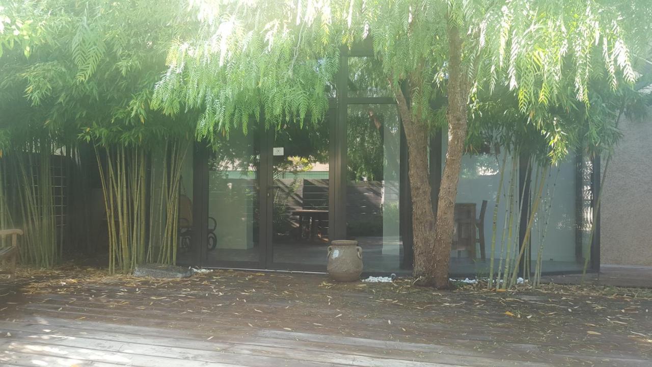 Les Aromatiques - Terrasse & Parking Prive A Villeneuve Les Avignon - Proche Golf Academy ภายนอก รูปภาพ